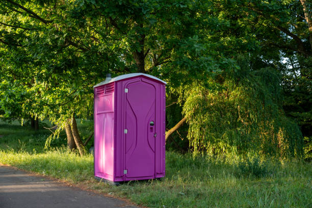 Best Portable restroom trailer rental  in Gwinn, MI